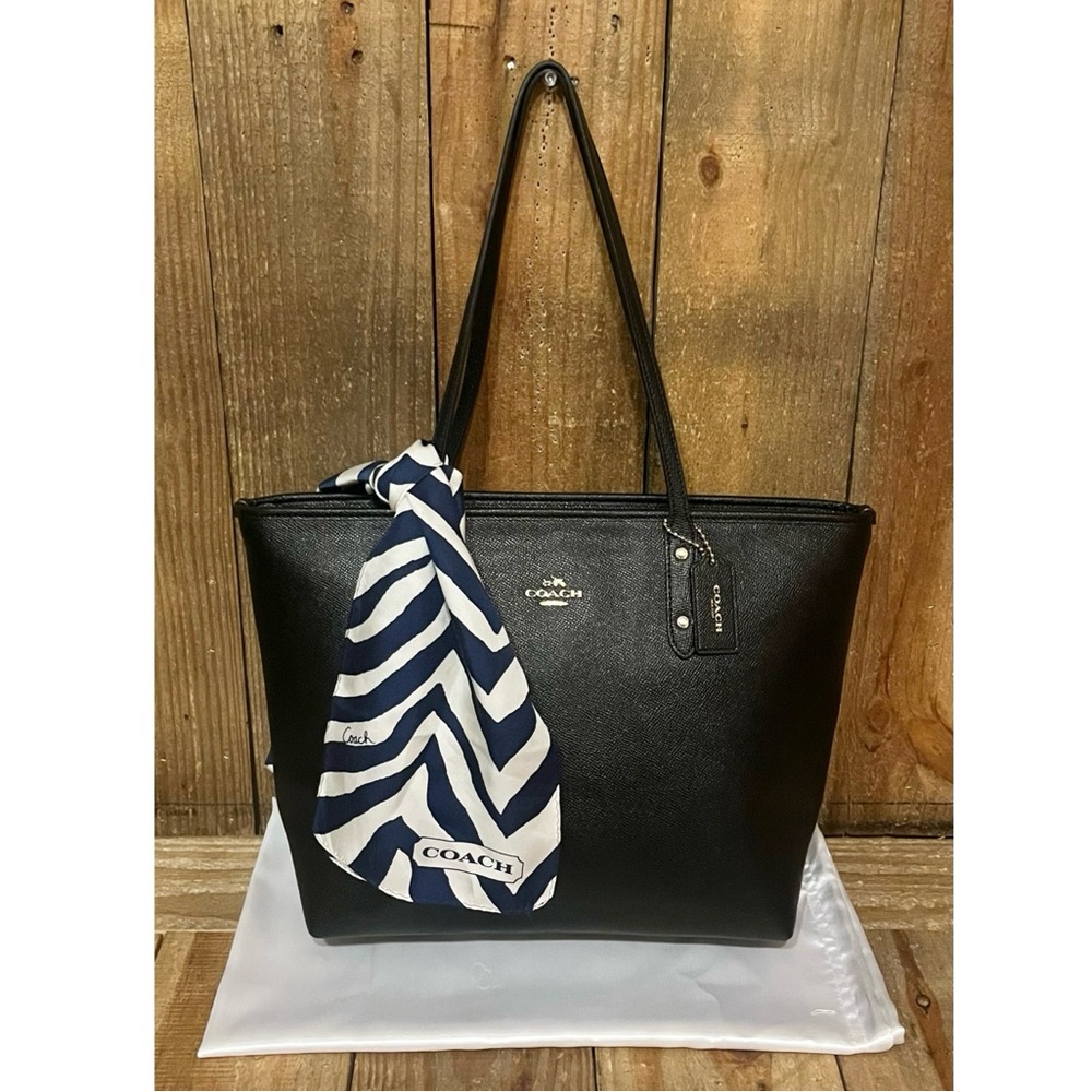 Coach. 3 Piece Set: City Zip Leather Tote with Free Logo Silk Scarf & Dust Bag. - Picture 16 of 16